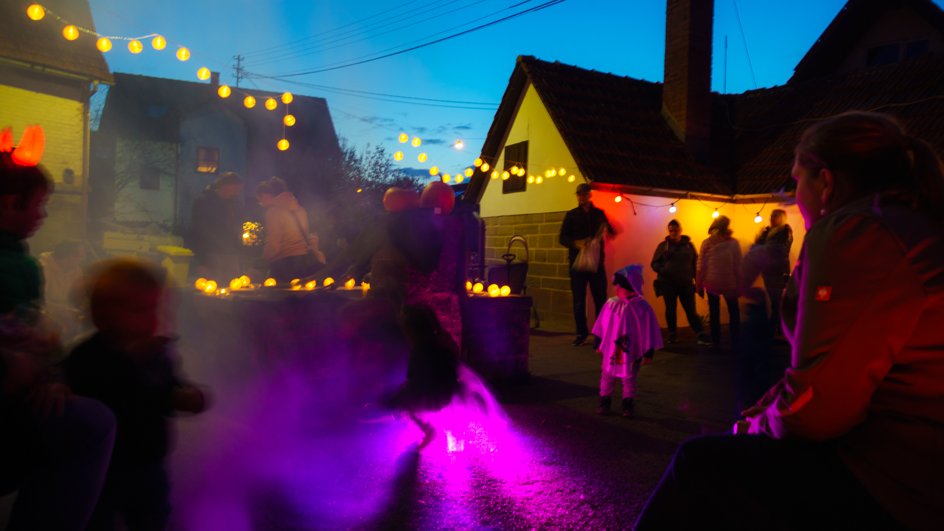 Halloween Party am Baacher Dorfbrunnen